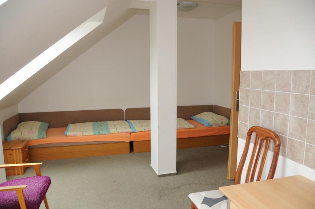 Penzion Pupendo Hradec Kralove Ngoại thất bức ảnh