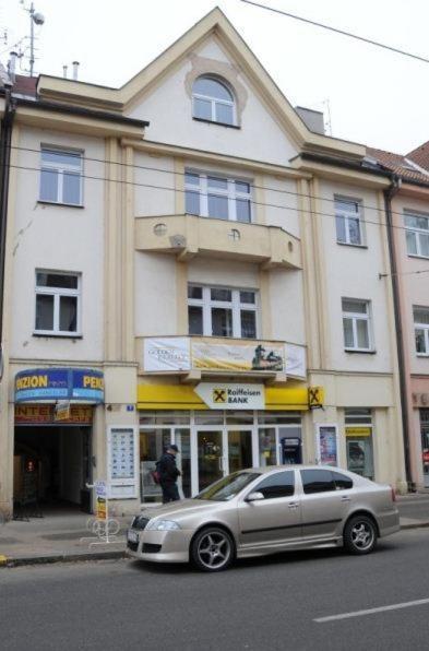 Penzion Pupendo Hradec Kralove Ngoại thất bức ảnh